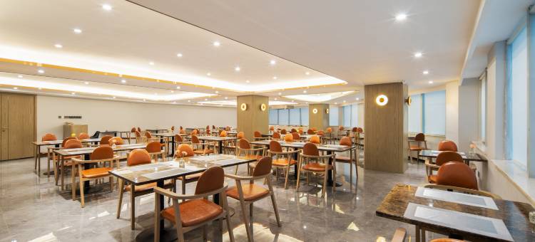 银河电竞酒店(深圳东门老街地铁站店)图片