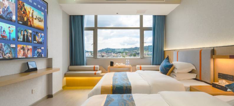 泸西曼舟智享酒店图片