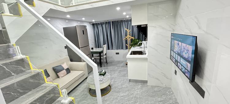 鹿屿·LOFT公寓(艾溪湖东地铁站店)图片