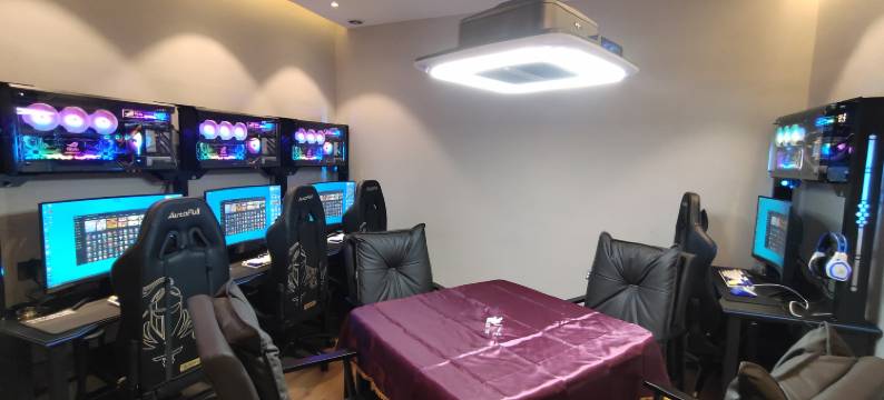 汴京电竞酒店(开封鼓楼广场清明上河园店)图片