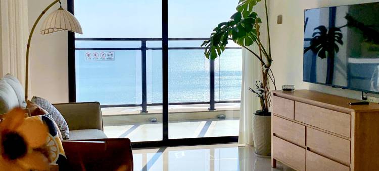 坐望山海民宿(侨港海滩店)图片