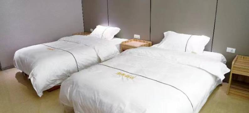 漫居精品酒店(秀山火车站店)图片