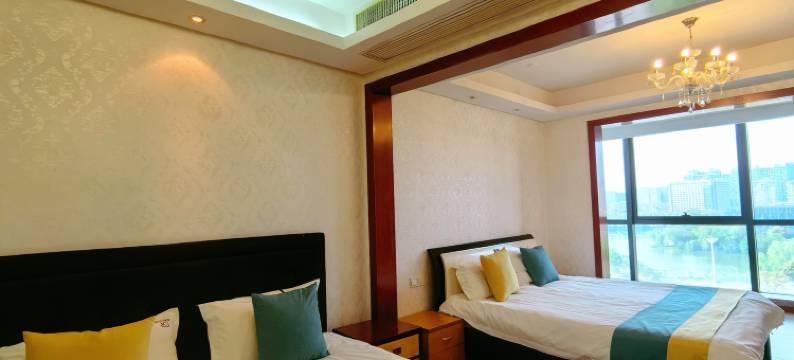 汉奢假日酒店(南京绿城水晶蓝湾百家湖地铁站店)图片