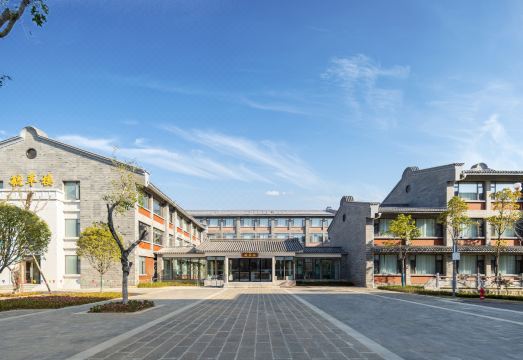 腾冲建安酒店外景图