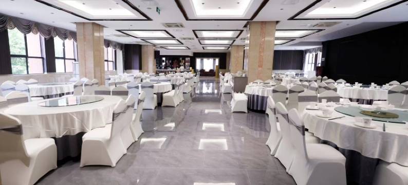 重庆巾帼陶然酒店(石子山体育公园店)图片