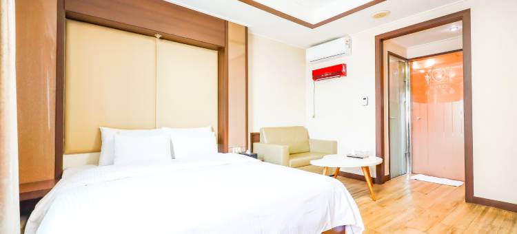 夏洛特堡酒店(Hotel Charlot Castle)图片
