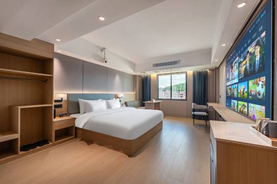 惠致酒店(和润步行街店)