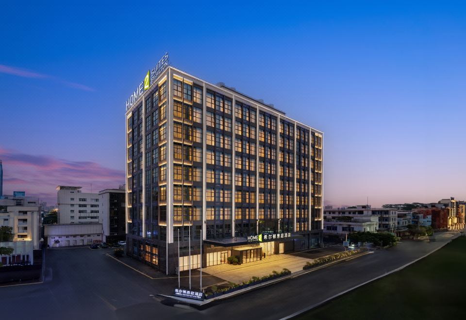 东莞石排希尔顿惠庭酒店外景图