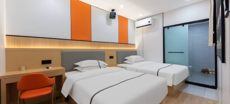 名季商旅酒店(武汉粮道街黄鹤楼店)图片