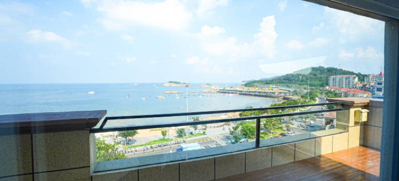 伴月湾6号酒店(半月湾沙滩店)图片