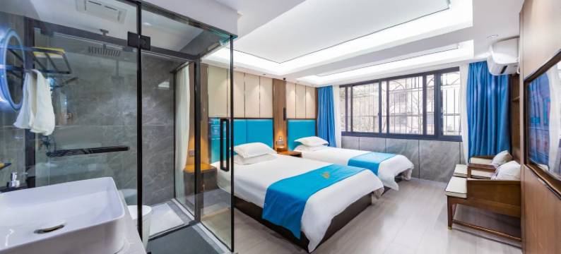 普陀山平安里民宿(普济寺店)图片