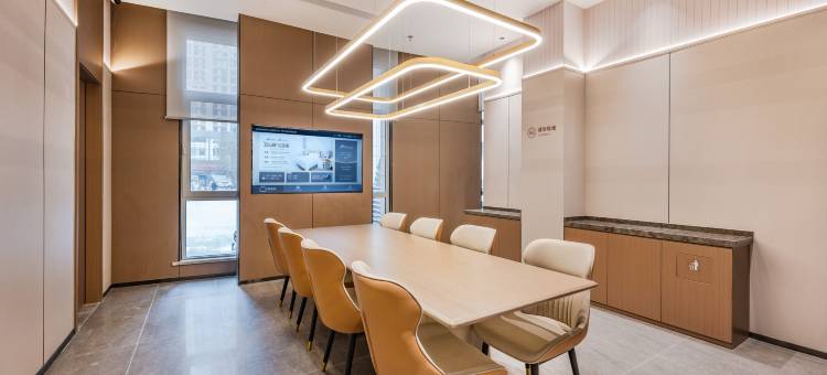 如家精选酒店(大连高新万达广场店)图片