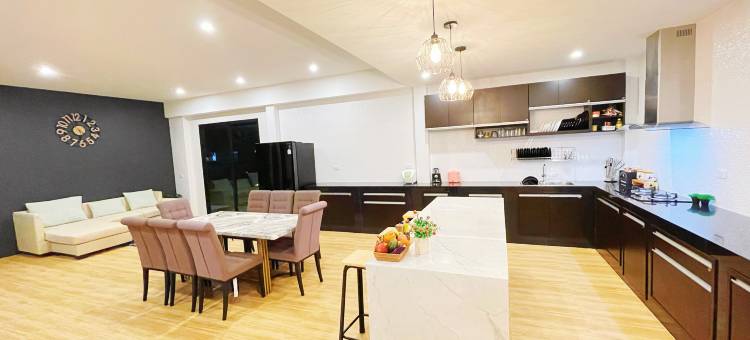 Spacious Private Villa Modern Style Near Beach图片