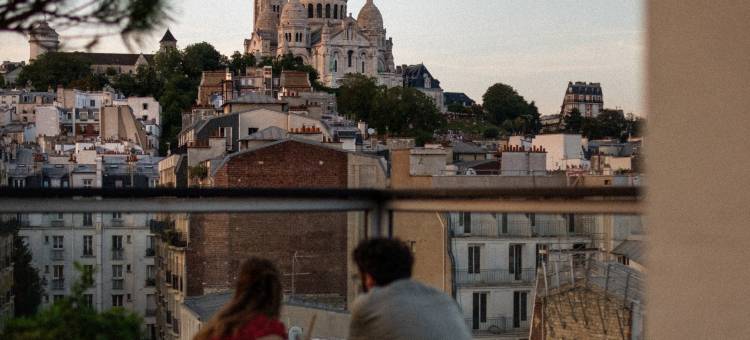 巴黎蒙马特高地罗什舒阿尔酒店(带巴黎圣心堂景观)(Hotel Rochechouart)图片