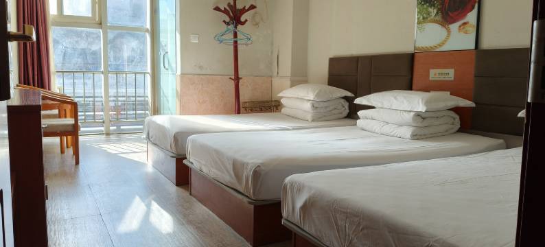 延川昀朗电竞酒店图片