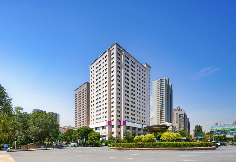 欢漫酒店（西宁中心广场店） 图片1