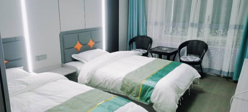 好来屋商务宾馆(五道梁店)图片