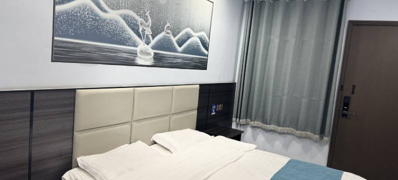 察右后旗盛泰宾馆图片