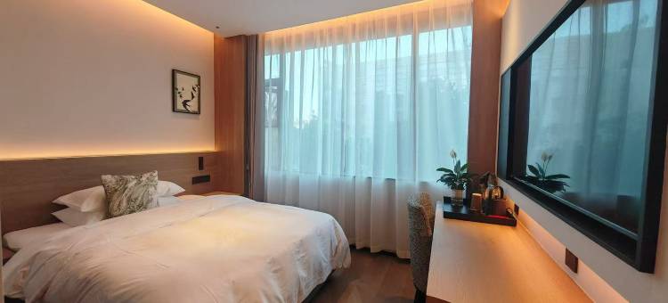 龙瑞酒店(尚品时代广场西南石油大学店)图片