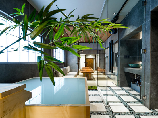 大阪弁天町KONJAKUSO 光汤屋投影温泉民宿