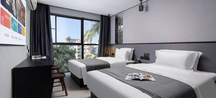 香蕉FUN酒店(广州东站燕塘地铁站店)图片