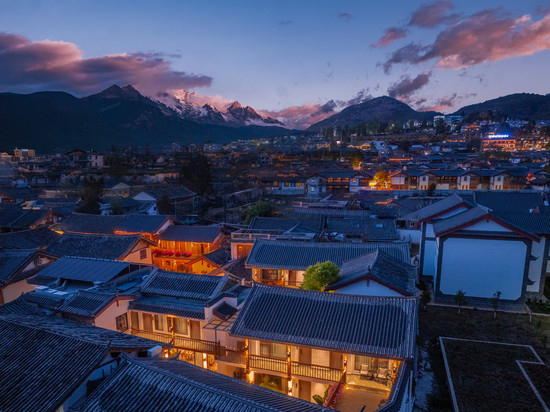仟和唐·翠林雅筑中式美学景观雅居Holiday lodging(丽江古城店)
