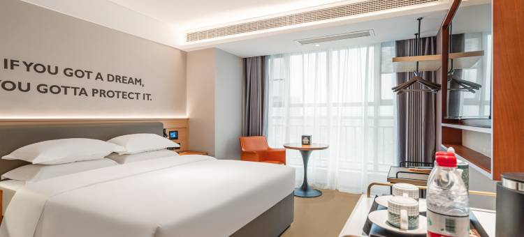 城市精选酒店(乐山张公桥美食街店)图片