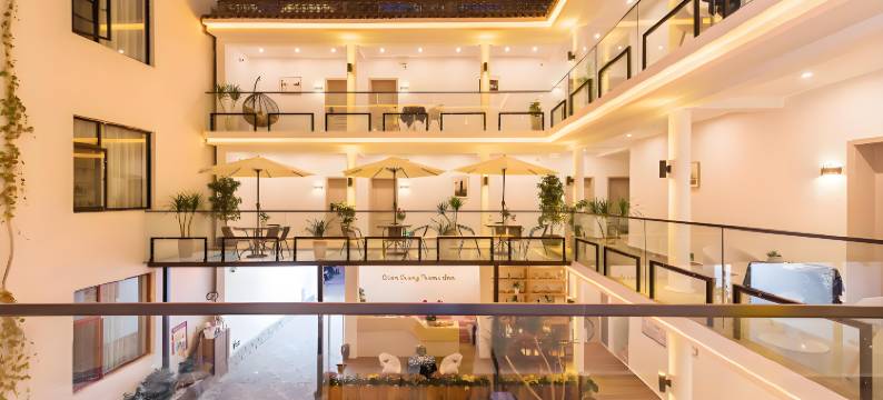 仟尚主题客栈(大理古城洱海门店)图片