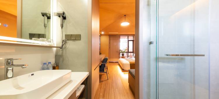 乌兰布统观云野奢民宿图片