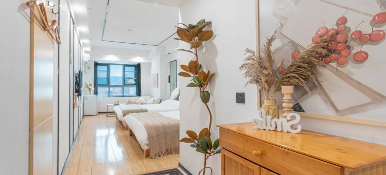 景洪山风予熠民宿(泼水广场店)图片