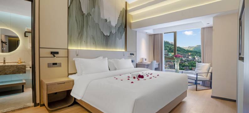 山逸阁酒店(西江千户苗寨大北门店)图片