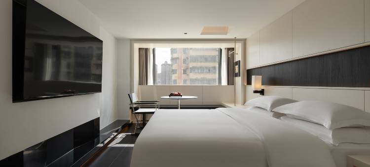 SFEEL设计师酒店(贵阳黔灵山公园喷水池店)图片