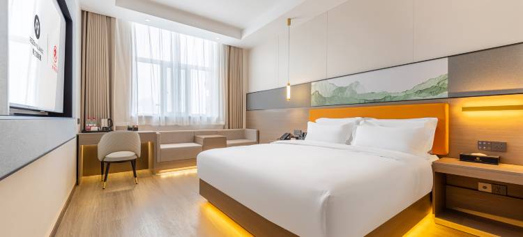 季枫酒店(奎屯驿马巷旅游文化街区店)图片