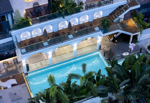 北海银滩隐墅度假酒店外景图