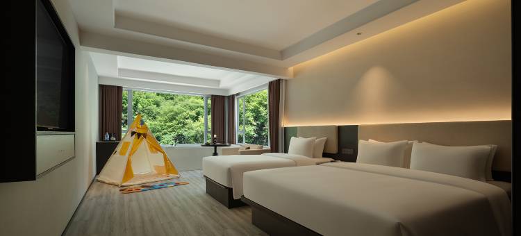 RelaxC丽宽·隐世汤泉酒店(毕棚沟理小路店)图片