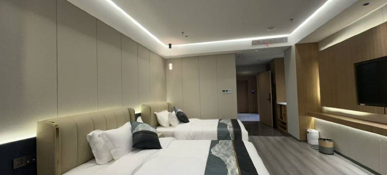 白玉县河坡手造城金工酒店图片