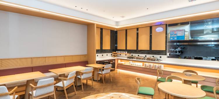 春华秋月酒店(鄂州南浦路银泰店)图片