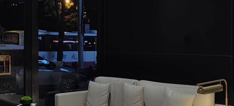 成都雅爵酒店(锦城湖地铁站铁像寺水街店)图片