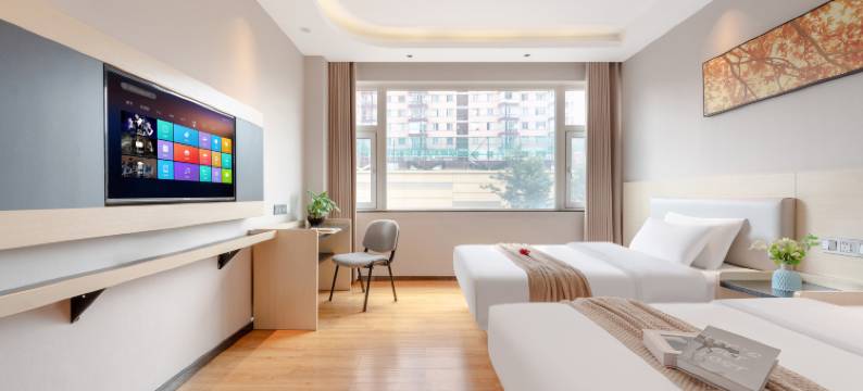 亿嘉林航酒店(昆明老街翠湖公园店)图片