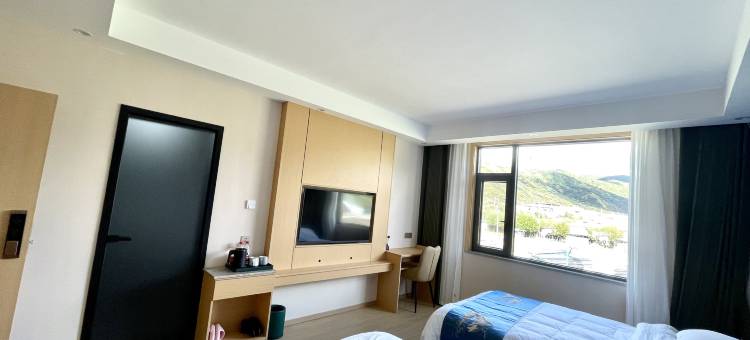 红原夏日牧归民宿图片