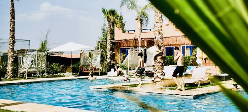 Whisper低语(Whisper Hotel)图片