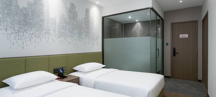 庆阳金塬酒店(西峰区小什字商业街店)图片