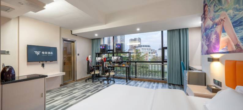 TNT电竞酒店(贺州学院新旺角店)图片