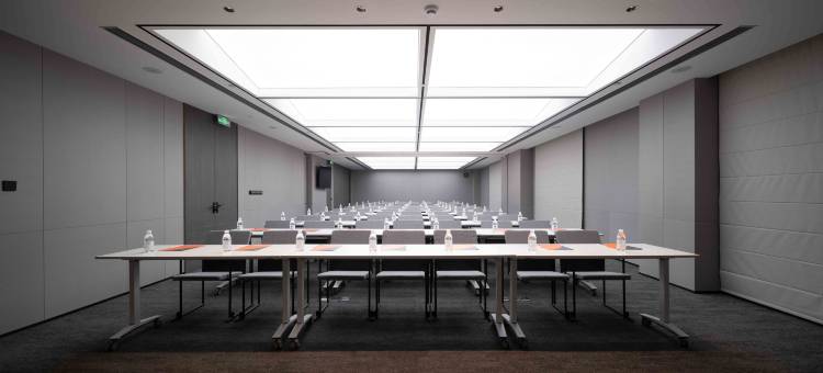 广州塔客村地铁站亚朵酒店图片