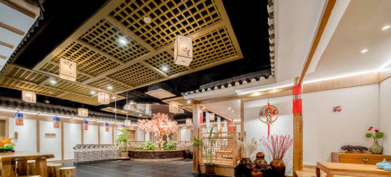 장백•古村落｜CUSTOMARY•ELEGANT观景酒店(长白山北坡集散中心店)图片