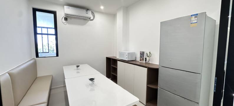 北海邻海听风客栈(侨港海滩店)图片