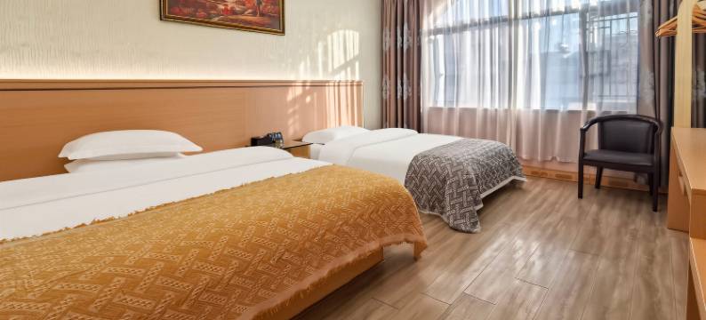 贺州新泰酒店(灵峰广场姑婆山大道店)图片