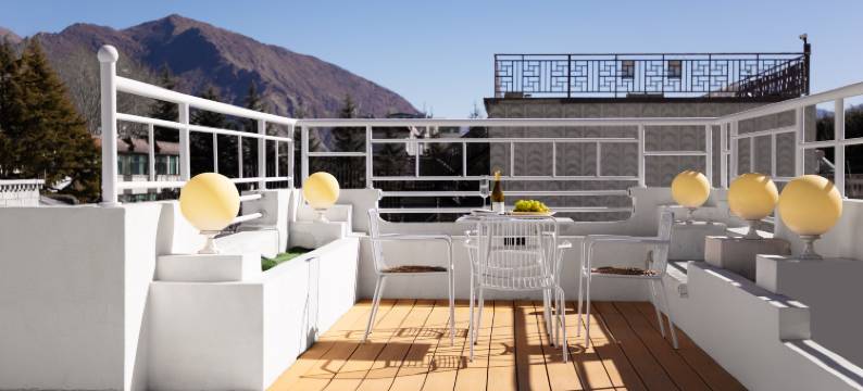 拉萨岩庐·理想国民宿(布达拉宫店)图片