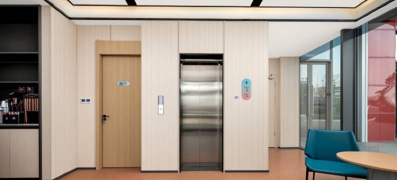 雷神电竞酒店(宁波文创港宝龙店)图片