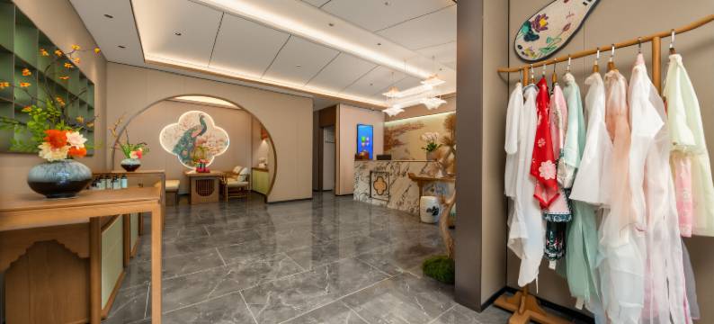 陌上轻居酒店(昆明高铁南站大学城店)图片